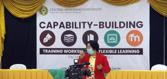 CMU-DOI initiates training workshop for flexible learning