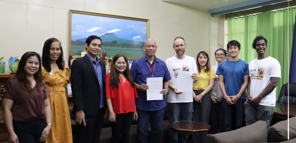 [EARLIER TODAY] Courtesy call to the University OIC President of the National University of Singapore (NUS) representatives led by Dr. Frank E. Rheindt, January 31.