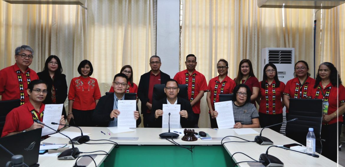 Memorandum of Understanding signing ceremony among the Philippine American Academy of Science in Engineering