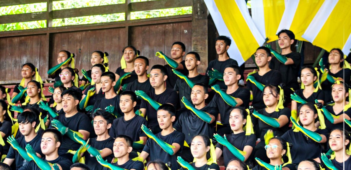 Bench Chant Competition at the University Sport Complex