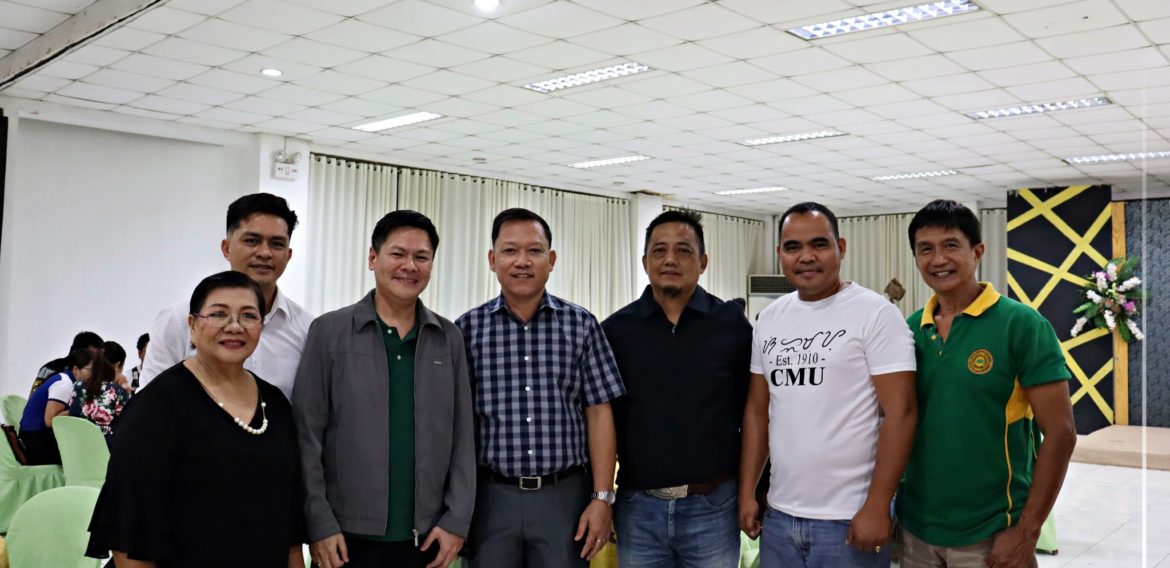 Alumni Fellowship Dinner at the Farmers Training Center