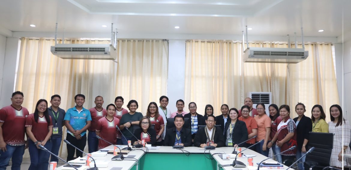 welcomes the visitors from South Cotabato State College (CSCS)