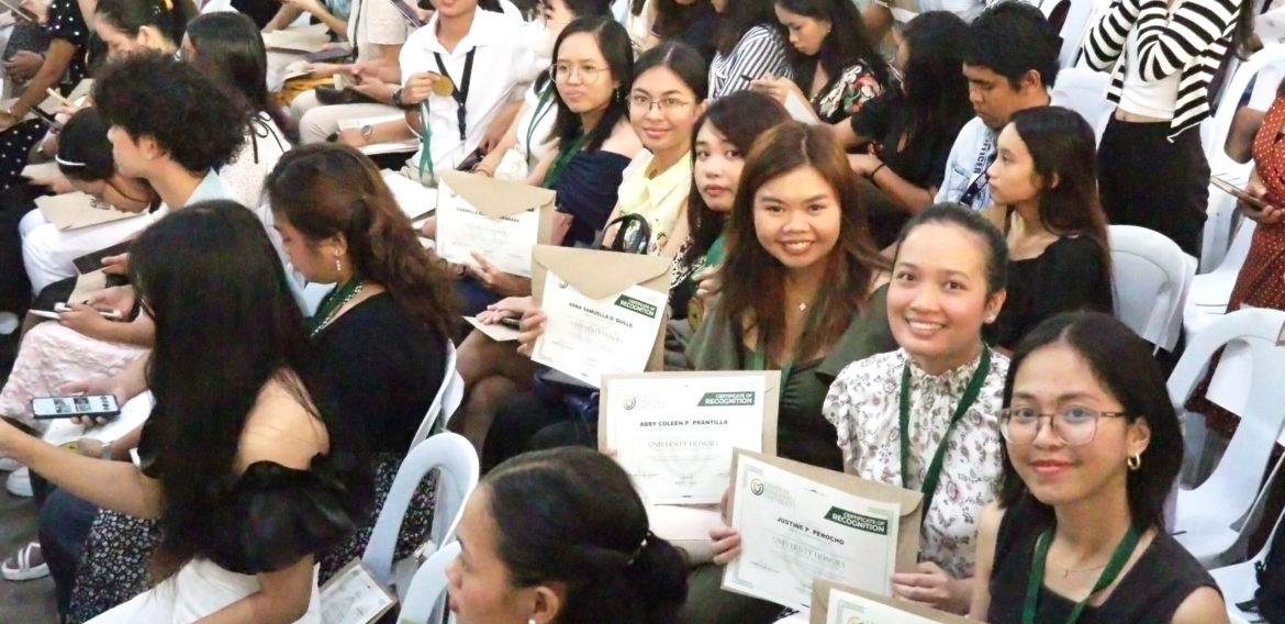 University Recognition, Awards Day emphasizes global citizenship