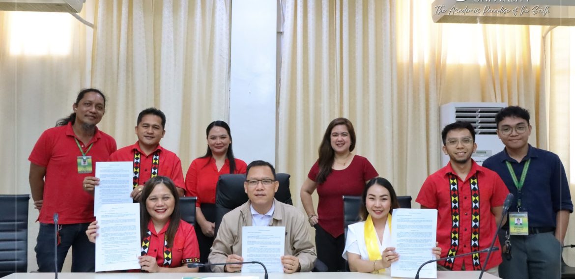 Signing of the Memorandum of Agreement between Central Mindanao University and Wadhwani Foundation