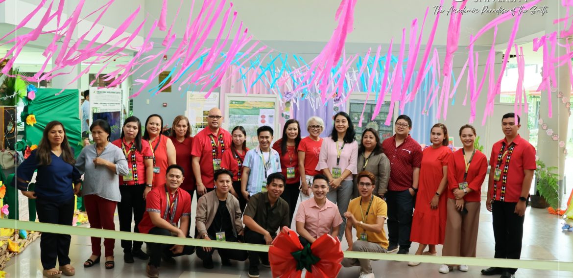 The Institute of Biological Sciences Ribbon-cutting Ceremony and BIOFAIR Exhibit Opening