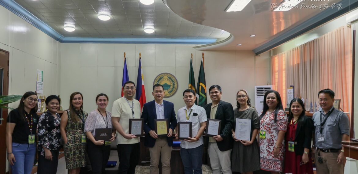 World University Rankings for Innovation plaques and certificates turn over