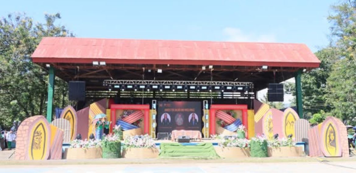 The SIGLAKAS Club leads the 2024 PE Day