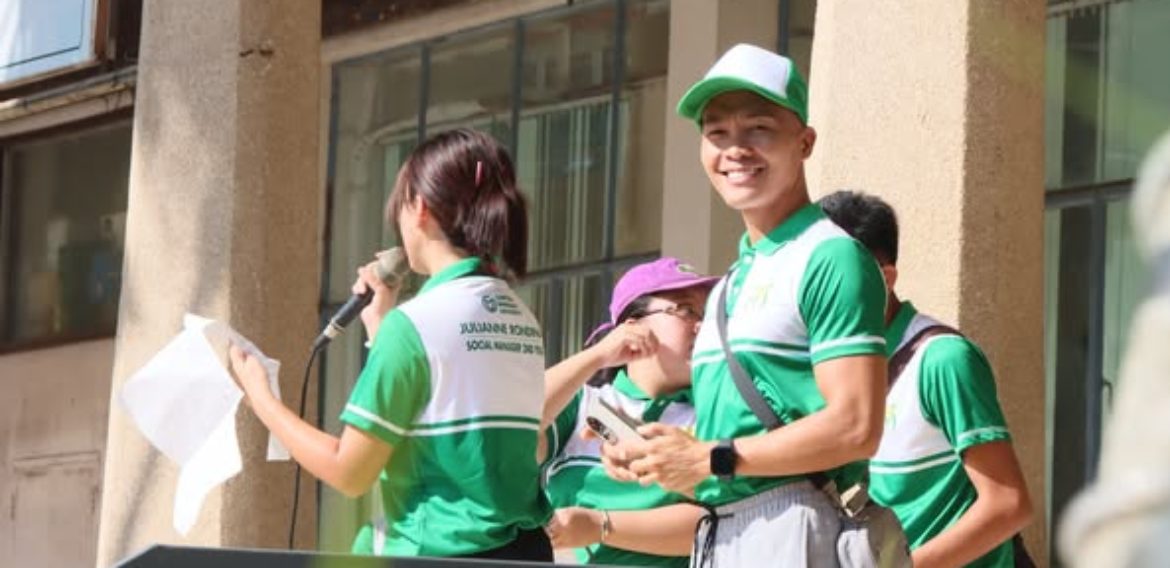 The SIGLAKAS Club leads the 2024 PE Day