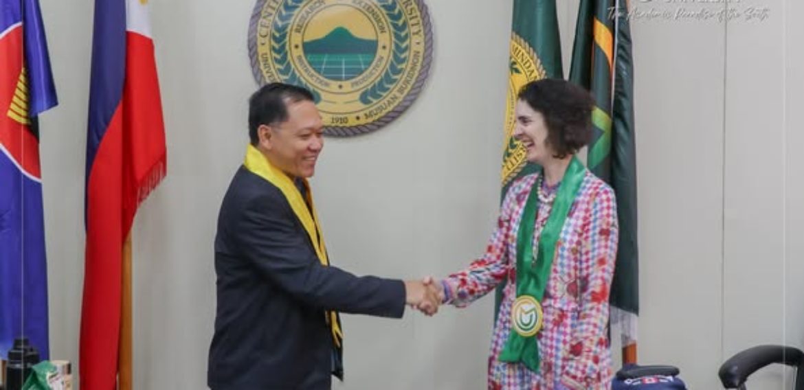 CMU Welcomes Dr. Catherine McIntosh, Ambassador for Promoting the Manaaki New Zealand Scholarships to CMU students