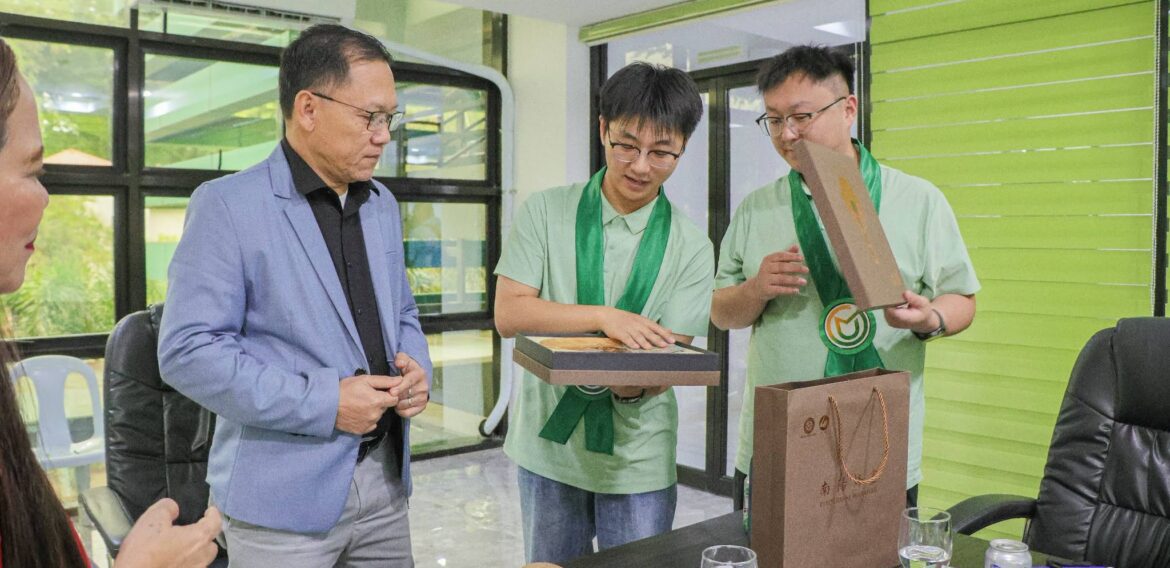 Chinese agri-biz firm explores partnership with CMU