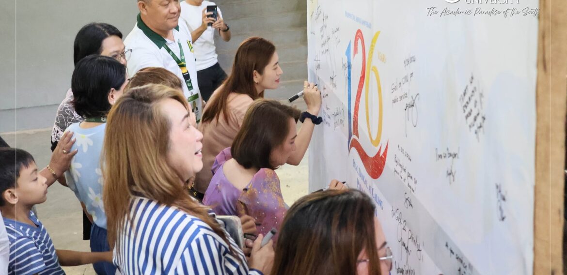 CMU employees reaffirm public service commitment through Lingkod Bayani Wall signing