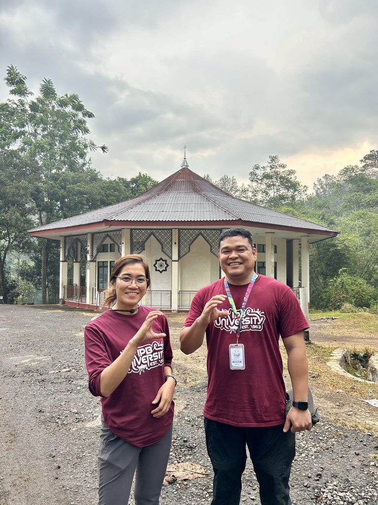 CMU graduate students join the 10th UC-SEARCA Summer School in Bogor, Indonesia